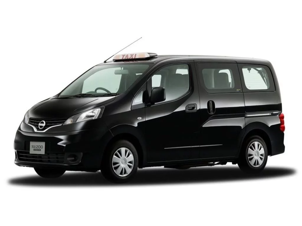 Hokkaido Private Transfer Nissan NV200