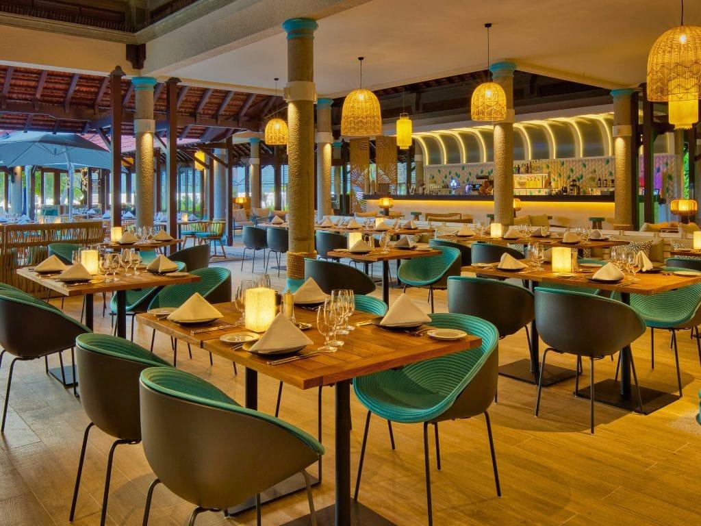 Club Med Seychelles - Reef Beach Lounge